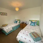 بيت للعطل 1800's Cosy In Dungarvan