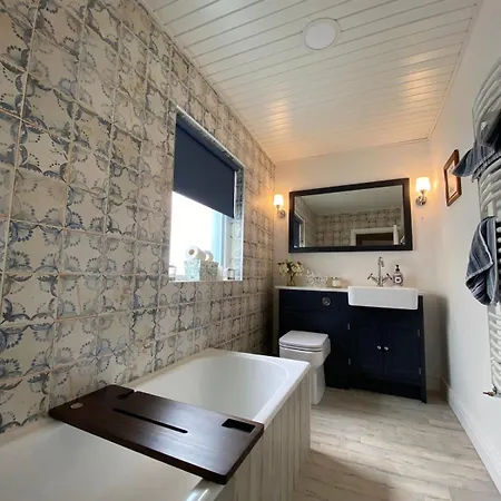 1800's Cosy In Dungarvan